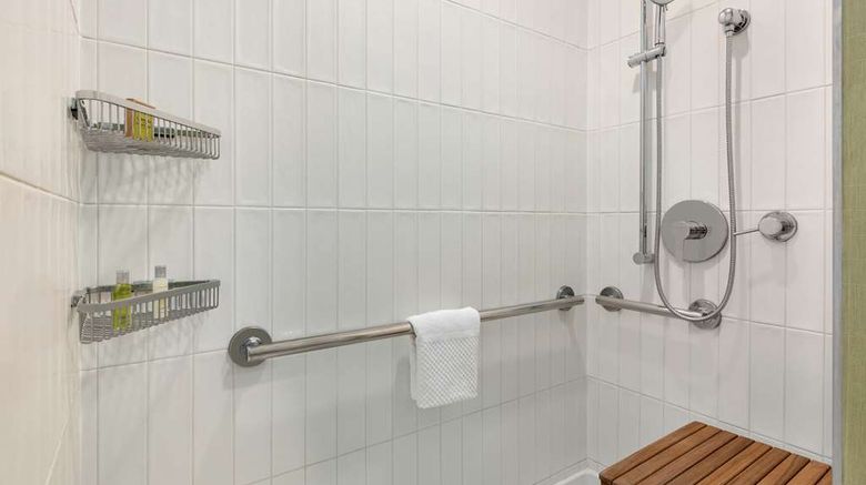 <b>DoubleTree by Hilton Campbell-Pruneyard Room</b>. Images powered by <a href="https://iceportal.shijigroup.com/" title="IcePortal" target="_blank">IcePortal</a>.