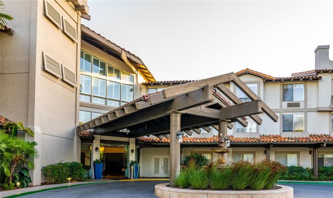 DoubleTree by Hilton Campbell-Pruneyard Exterior