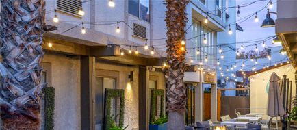 DoubleTree by Hilton Campbell-Pruneyard Exterior