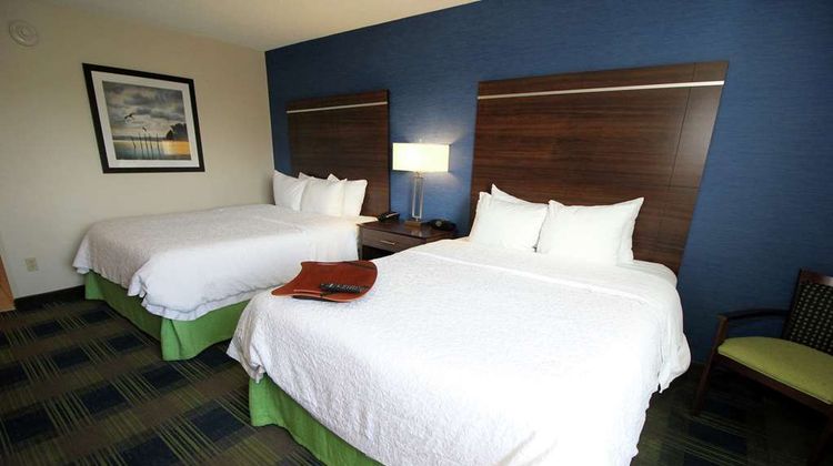 Hampton Inn Sandusky Room