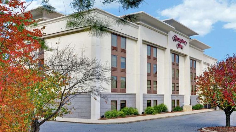 Hampton Inn Salisbury Exterior