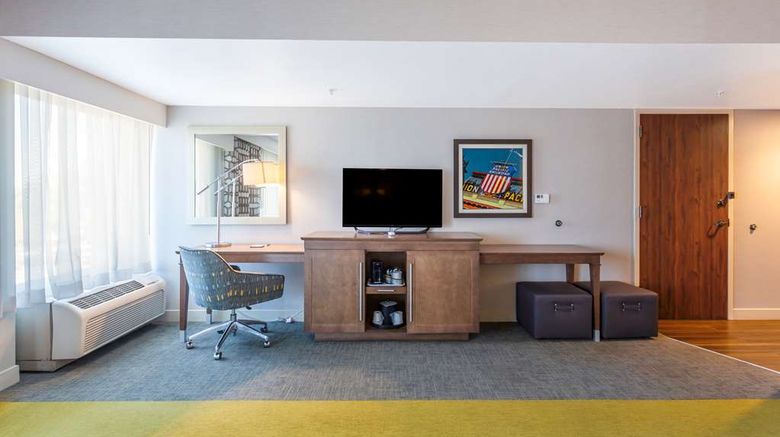 <b>Hampton Inn Salt Lake City - Downtown Room</b>. Images powered by <a href="https://iceportal.shijigroup.com/" title="IcePortal" target="_blank">IcePortal</a>.