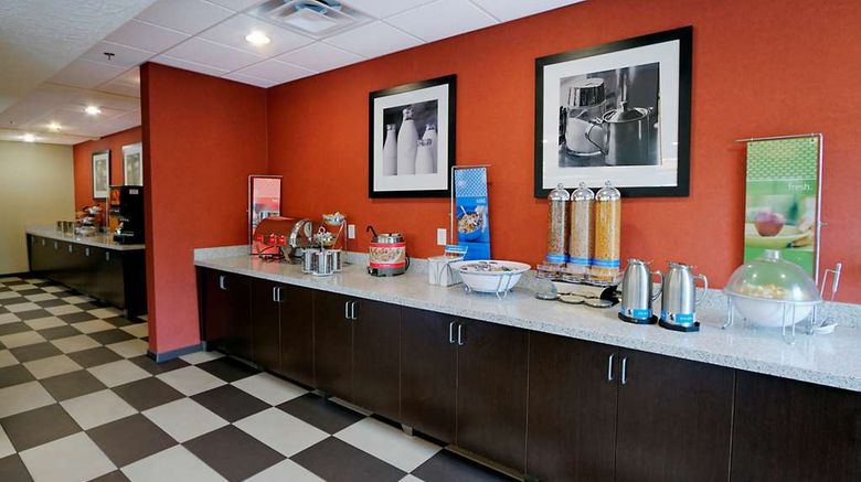 <b>Hampton Inn Salt Lake City/Layton Restaurant</b>. Images powered by <a href="https://iceportal.shijigroup.com/" title="IcePortal" target="_blank">IcePortal</a>.