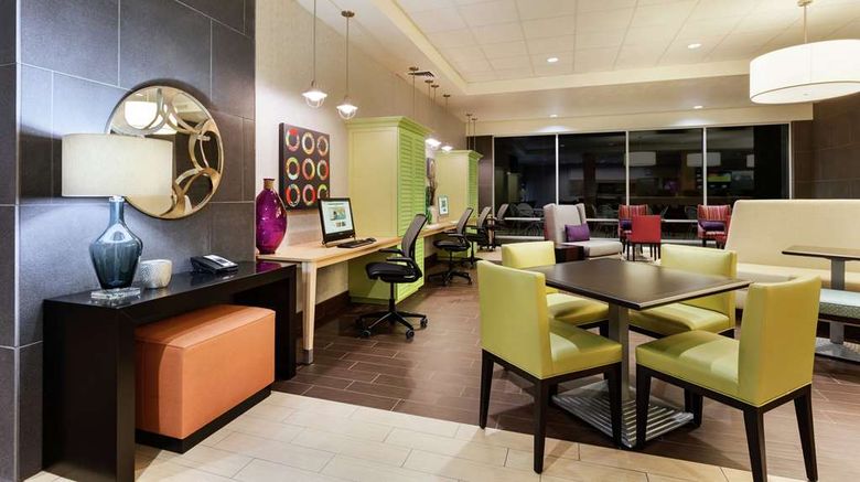 <b>Home2 Suites Salt Lake City/Murray Lobby</b>. Images powered by <a href="https://iceportal.shijigroup.com/" title="IcePortal" target="_blank">IcePortal</a>.