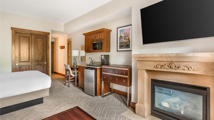 Hilton Grand Vacations Sunrise Lodge Room
