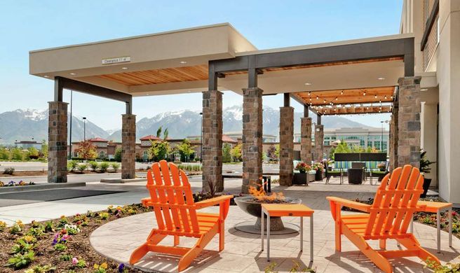Home2 Suites by Hilton South Jordan Exterior