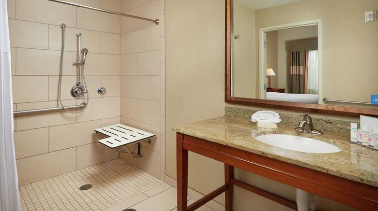 <b>Hampton Inn & Suites Salem Room</b>. Images powered by <a href="https://iceportal.shijigroup.com/" title="IcePortal" target="_blank">IcePortal</a>.