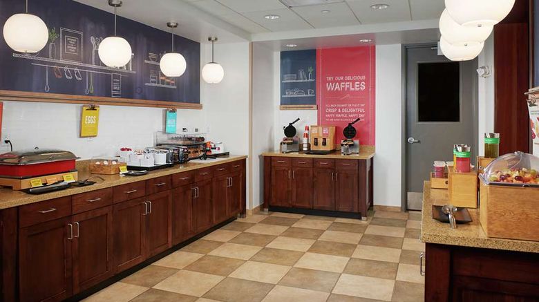 <b>Hampton Inn & Suites Salem Restaurant</b>. Images powered by <a href="https://iceportal.shijigroup.com/" title="IcePortal" target="_blank">IcePortal</a>.