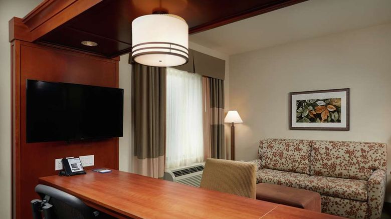 <b>Hampton Inn & Suites Salem Room</b>. Images powered by <a href="https://iceportal.shijigroup.com/" title="IcePortal" target="_blank">IcePortal</a>.