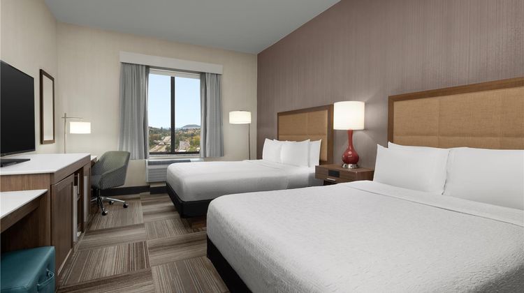 Hampton Inn & Suites Arroyo Grande Room