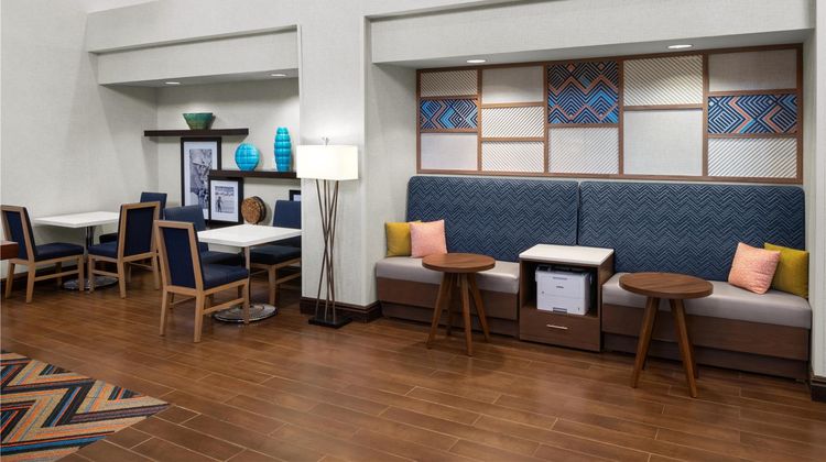 Hampton Inn & Suites Arroyo Grande Restaurant