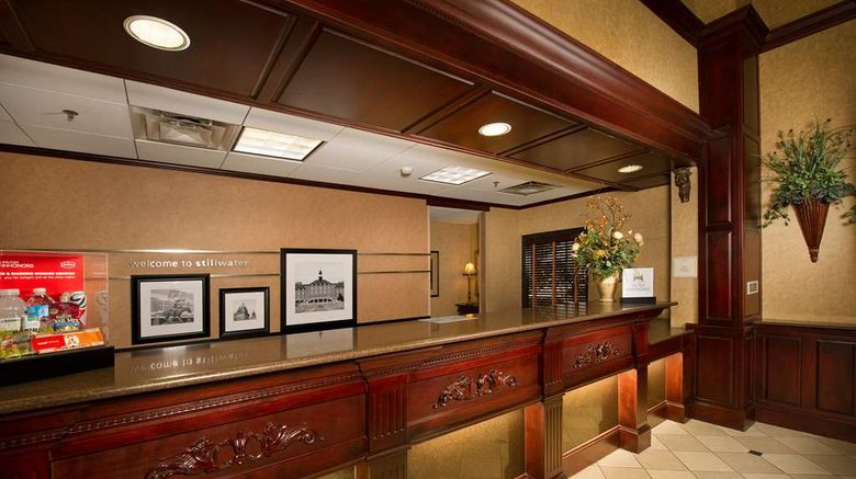 <b>Hampton Inn & Suites Stillwater Lobby</b>. Images powered by <a href="https://iceportal.shijigroup.com/" title="IcePortal" target="_blank">IcePortal</a>.