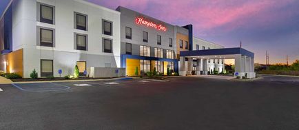 Hampton Inn Selma Exterior