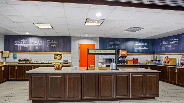 <b>Hampton Inn Selma Restaurant</b>. Images powered by <a href="https://iceportal.shijigroup.com/" title="IcePortal" target="_blank">IcePortal</a>.