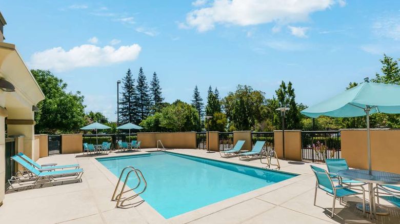 <b>Hampton Inn & Suites West Sacramento Pool</b>. Images powered by <a href="https://iceportal.shijigroup.com/" title="IcePortal" target="_blank">IcePortal</a>.
