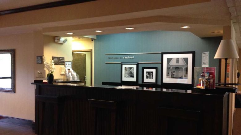 <b>Hampton Inn Sanford Lobby</b>. Images powered by <a href="https://iceportal.shijigroup.com/" title="IcePortal" target="_blank">IcePortal</a>.