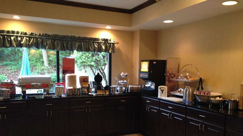 <b>Hampton Inn Sanford Restaurant</b>. Images powered by <a href="https://iceportal.shijigroup.com/" title="IcePortal" target="_blank">IcePortal</a>.