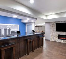 Hampton Inn Sanford Lobby