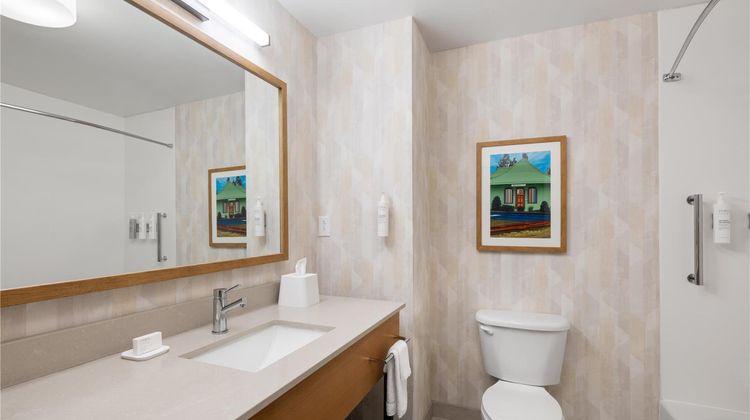 Hampton Inn & Suites Southern Pines Room