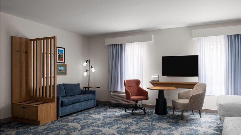 <b>Hampton Inn & Suites Southern Pines Room</b>. Images powered by <a href="https://iceportal.shijigroup.com/" title="IcePortal" target="_blank">IcePortal</a>.
