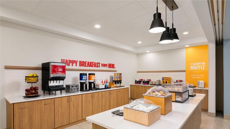 Hampton Inn & Suites Southern Pines Restaurant