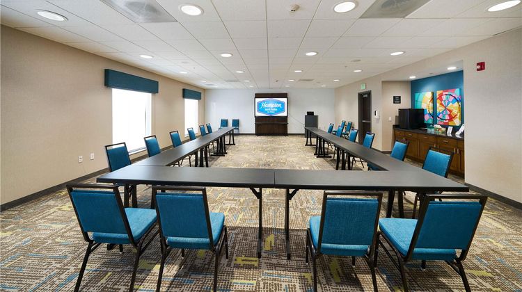 Hampton Inn & Suites Salinas Meeting