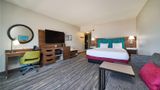 <b>Hampton Inn & Suites Salinas Room</b>. Images powered by <a href="https://iceportal.shijigroup.com/" title="IcePortal" target="_blank">IcePortal</a>.
