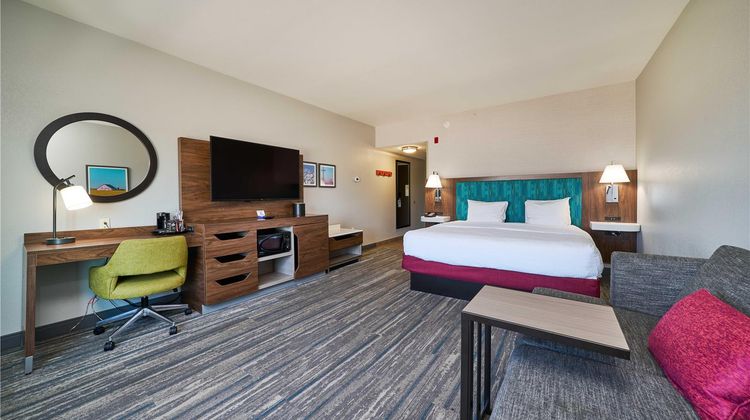Hampton Inn & Suites Salinas Room