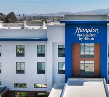 Hampton Inn & Suites Salinas Exterior
