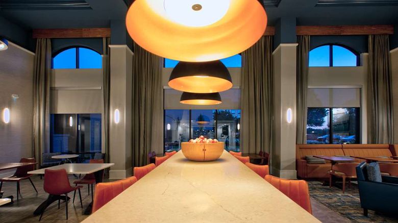 <b>Hampton Inn & Suites Spartanburg I-26 Lobby</b>. Images powered by <a href="https://iceportal.shijigroup.com/" title="IcePortal" target="_blank">IcePortal</a>.