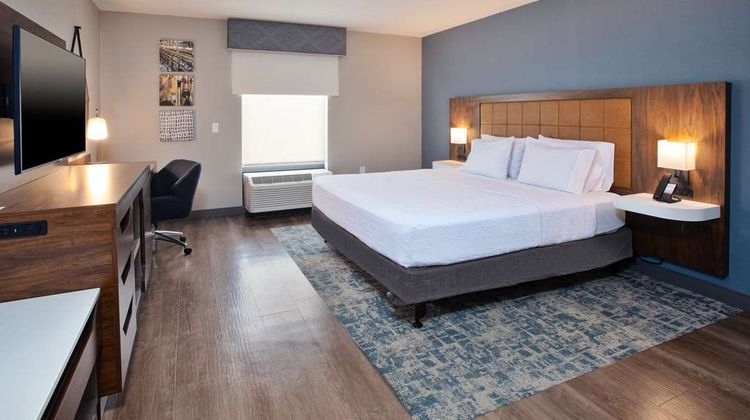 Hampton Inn & Suites Spartanburg I-26 Room