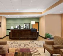 Hampton Inn Spearfish Lobby