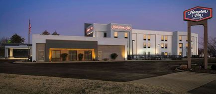 Hampton Inn Springfield Exterior