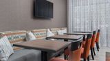 <b>Hampton Inn Springfield Lobby</b>. Images powered by <a href="https://iceportal.shijigroup.com/" title="IcePortal" target="_blank">IcePortal</a>.