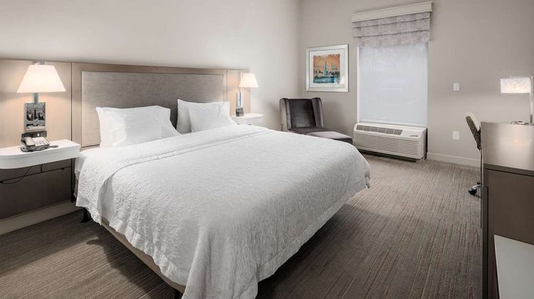 Hampton Inn Springfield Room