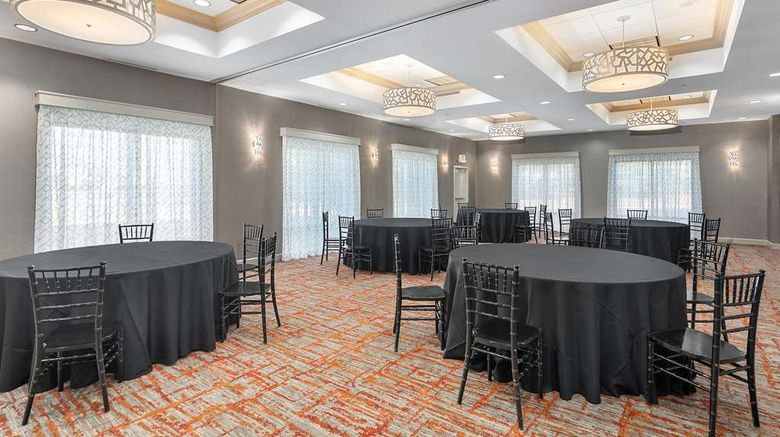 <b>Hampton Inn Springfield Meeting</b>. Images powered by <a href="https://iceportal.shijigroup.com/" title="IcePortal" target="_blank">IcePortal</a>.