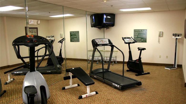<b>Hampton Inn Spring Hill Health</b>. Images powered by <a href="https://iceportal.shijigroup.com/" title="IcePortal" target="_blank">IcePortal</a>.