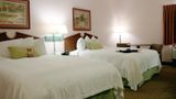 <b>Hampton Inn Spring Hill Room</b>. Images powered by <a href="https://iceportal.shijigroup.com/" title="IcePortal" target="_blank">IcePortal</a>.