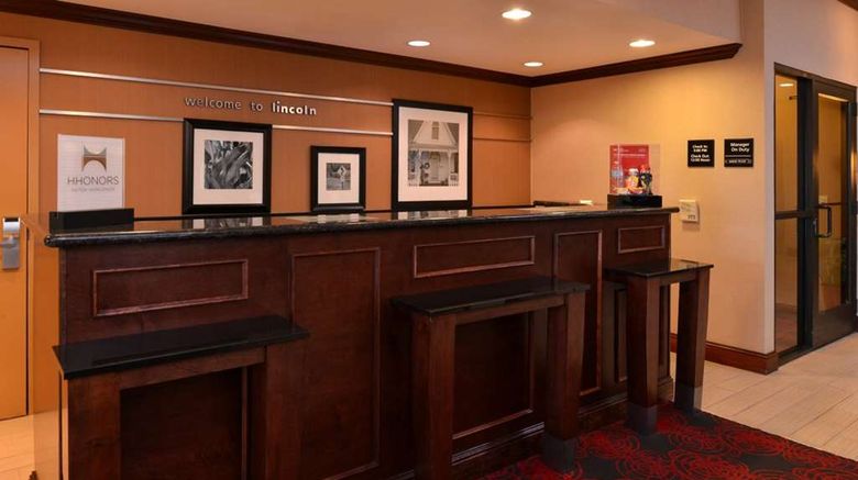 <b>Hampton Inn Lincoln Lobby</b>. Images powered by <a href="https://iceportal.shijigroup.com/" title="IcePortal" target="_blank">IcePortal</a>.