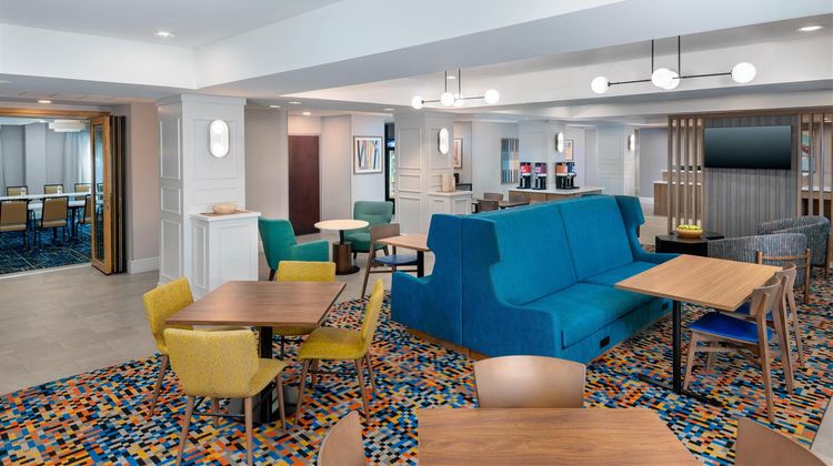 Hampton Inn South Plainfield-Piscataway Lobby