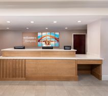 Hampton Inn South Plainfield-Piscataway Lobby