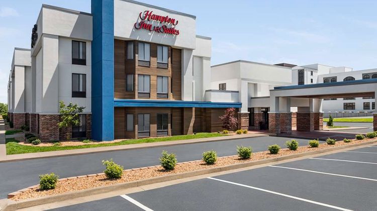 Hampton Inns & Suites Springfield Exterior