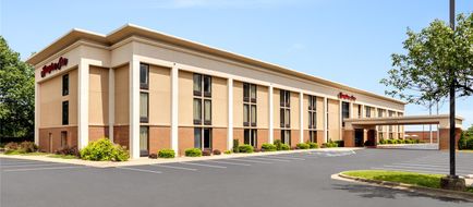 Hampton Inn Springfield South Exterior