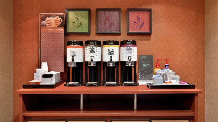Hampton Inn Sikes Senter Mall Lobby