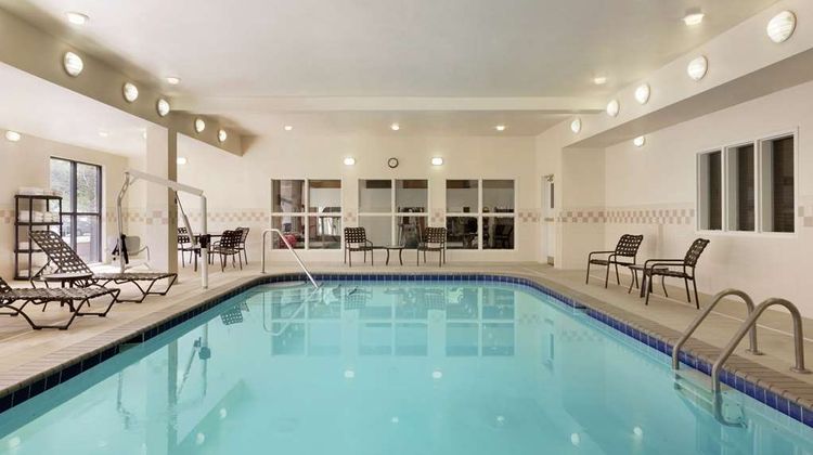 Hampton Inn Sikes Senter Mall Pool