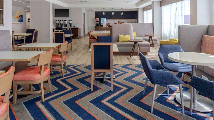 Hampton Inn I-75 Bee Ridge Lobby