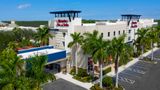 Hampton Inn & Suites Sarasota/Lakewood Exterior
