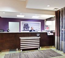Hampton Inn Santa Cruz Lobby