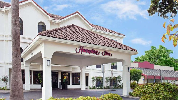 Hampton Inn Santa Cruz Exterior