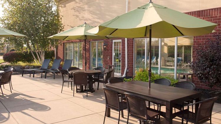 Hampton Inn & Suites Cleveland Southeast Pool